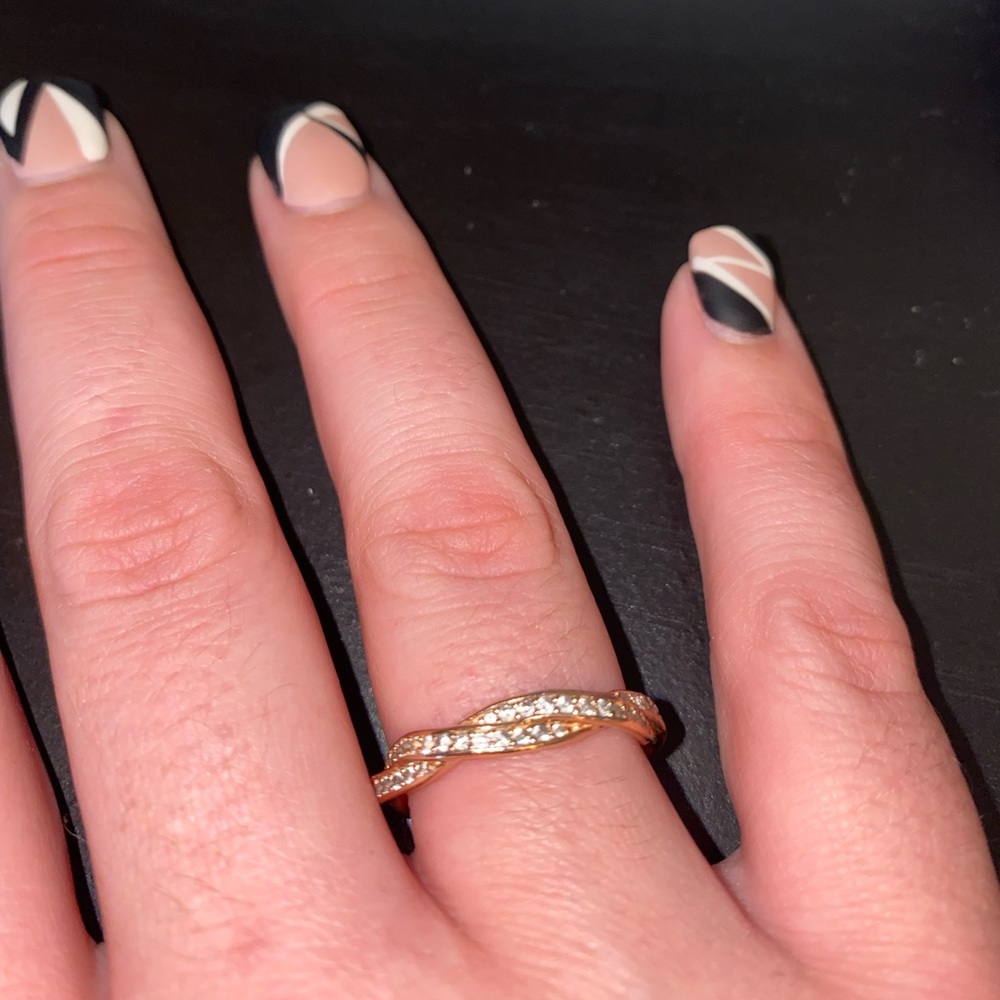 Pandora Sparkling Twisted Lines Ring Size 9 - image 2